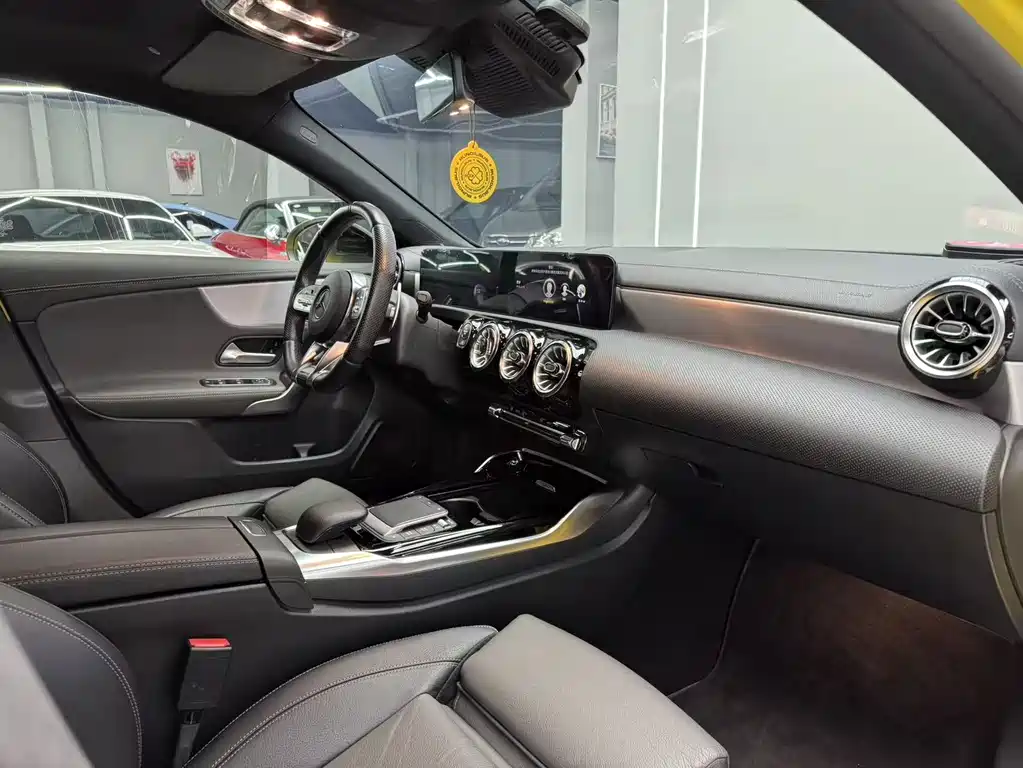 MERCEDES-BENZ A CLASS AMG