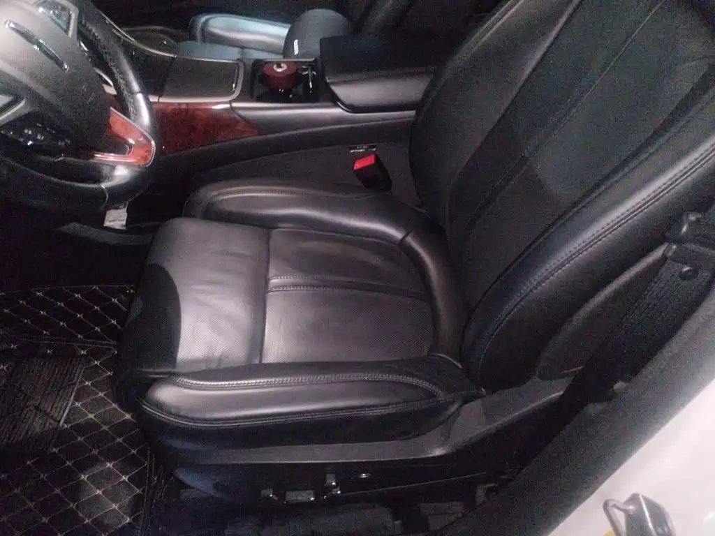 Lincoln MKX — миниатюра 8