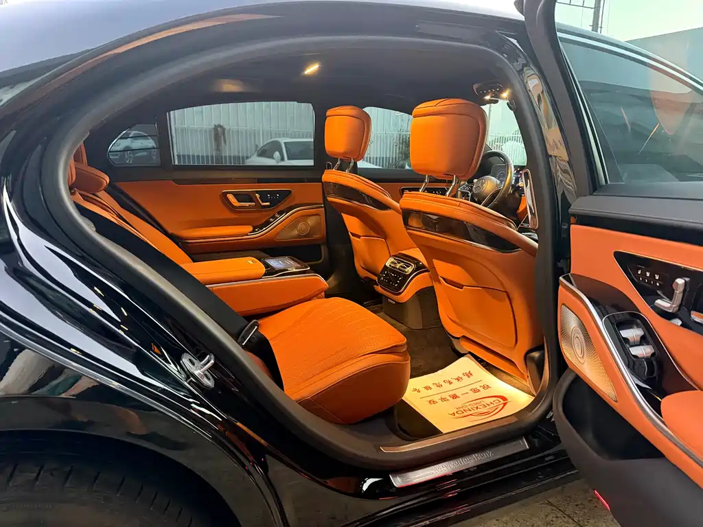 Mercedes-Benz S-Class — миниатюра 12