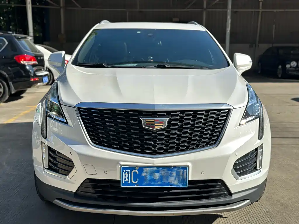 CADILLAC  XT5