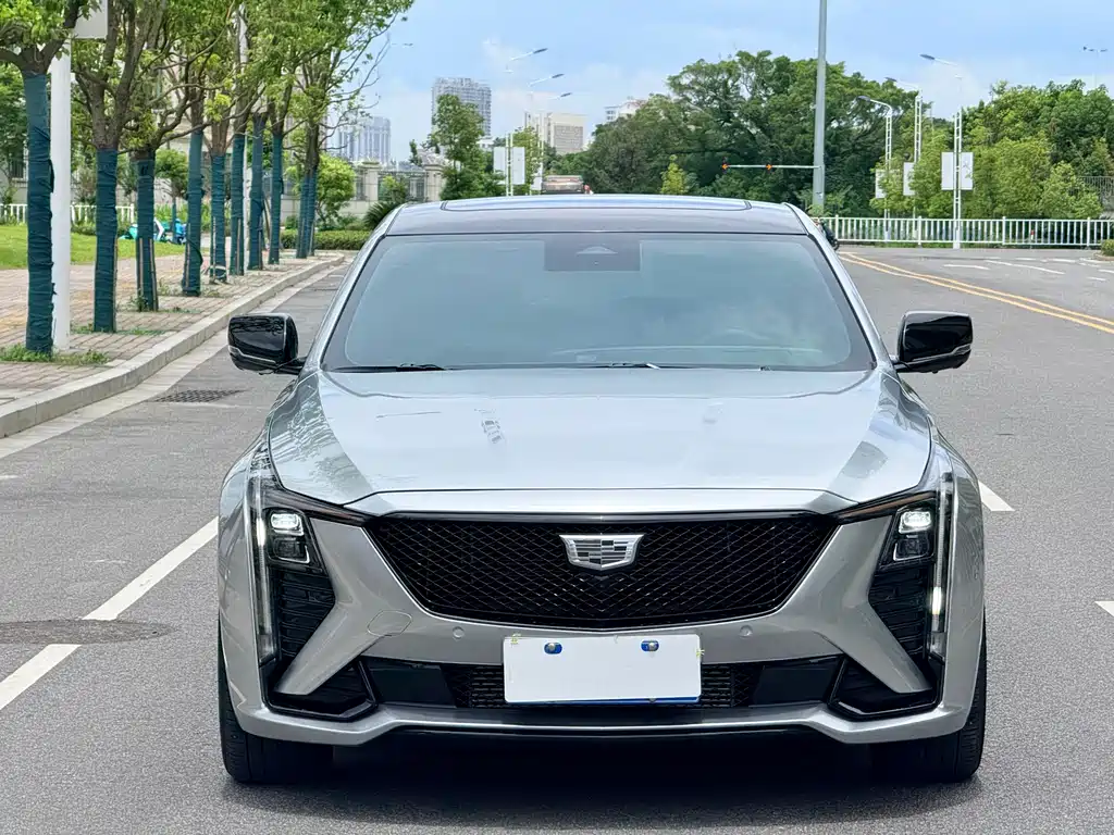 Cadillac CT5 2025 28T