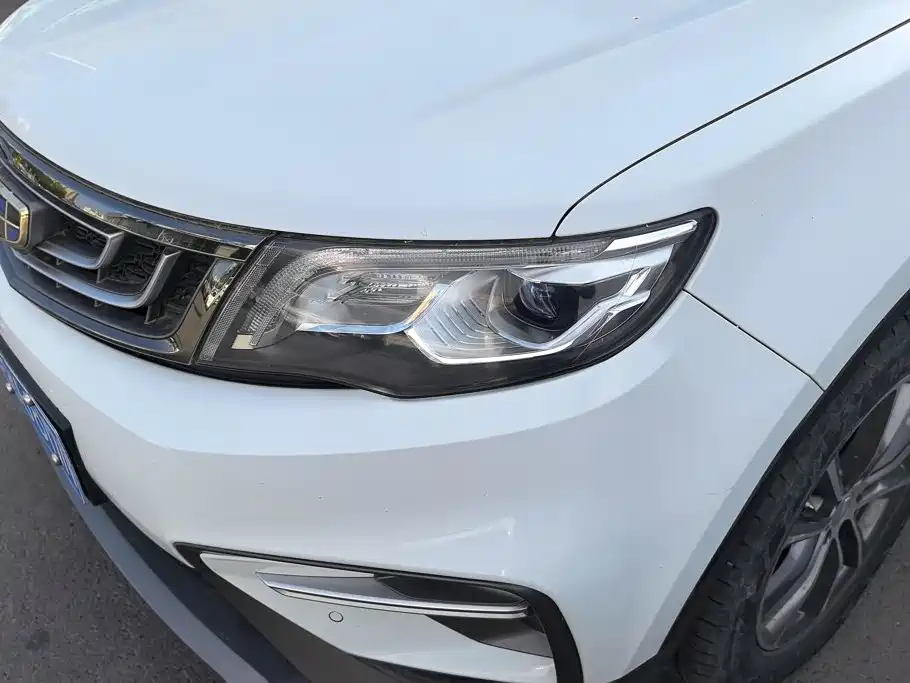 Geely Boyue — миниатюра 5