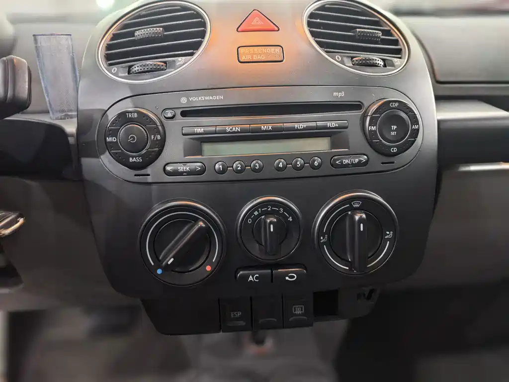Volkswagen Beetle — миниатюра 14