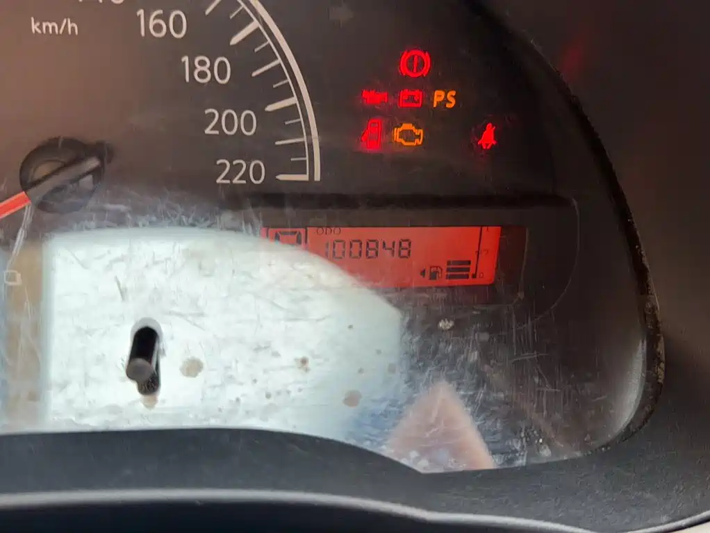 Nissan Sunny — миниатюра 12