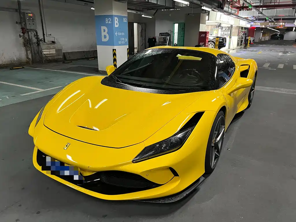 Ferrari F8 — миниатюра 3
