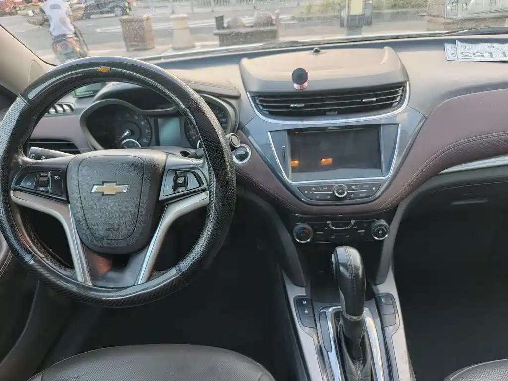 Chevrolet Malibu — миниатюра 12