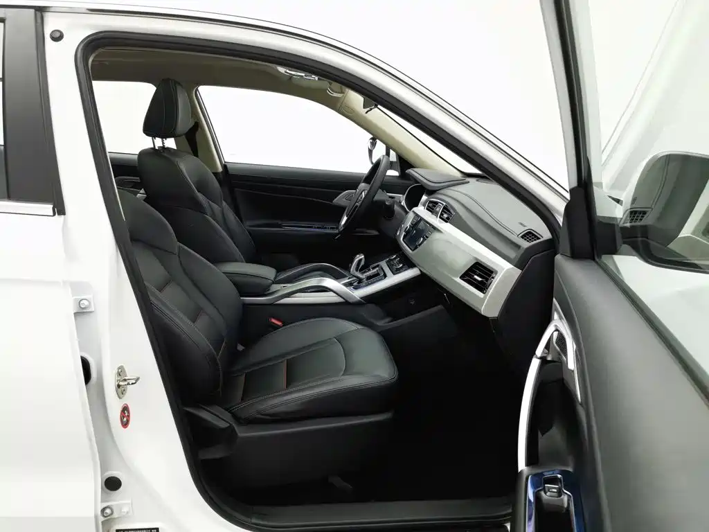 Geely Boyue — миниатюра 23