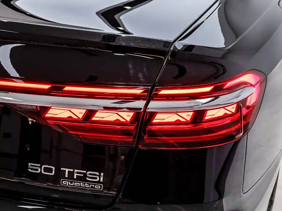 Audi A8 — миниатюра 11