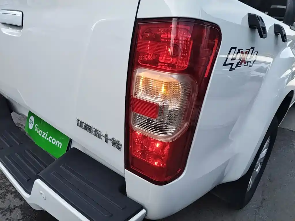 Isuzu RE-MAX Ruimai — миниатюра 8