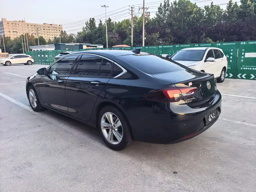 Buick Regal — миниатюра 4