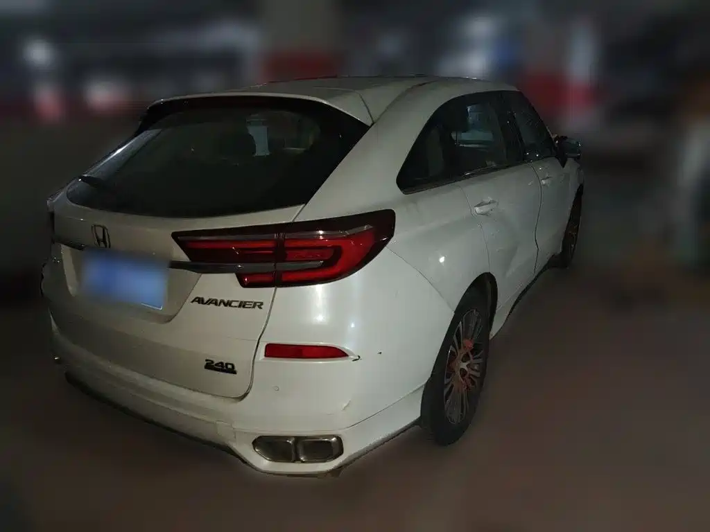 Honda Avancier — миниатюра 4