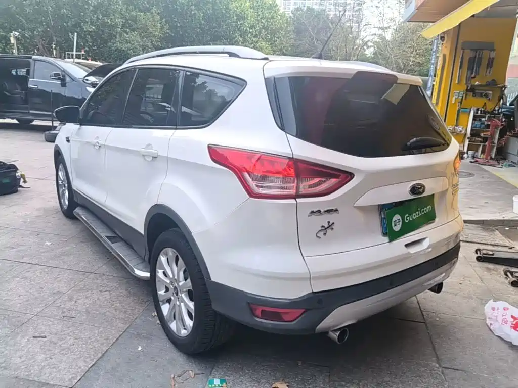 Ford Kuga — миниатюра 5