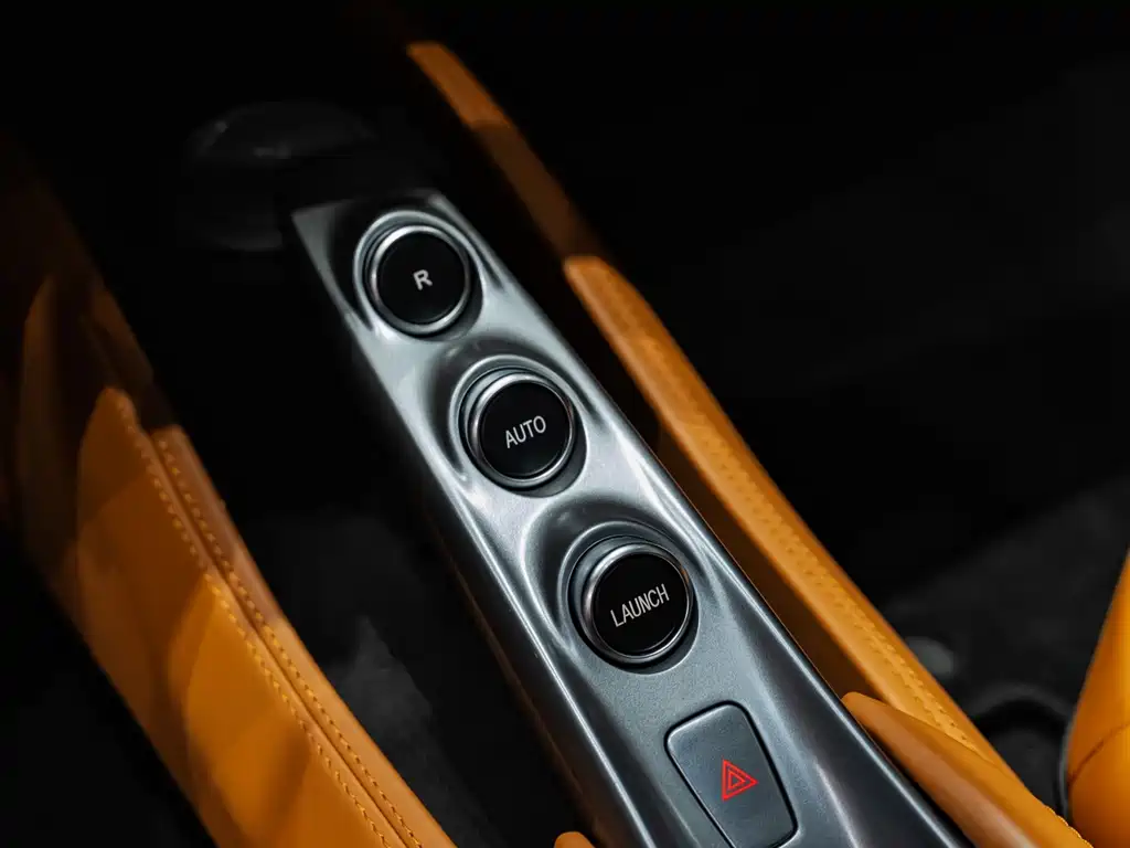 Ferrari F8 — миниатюра 18