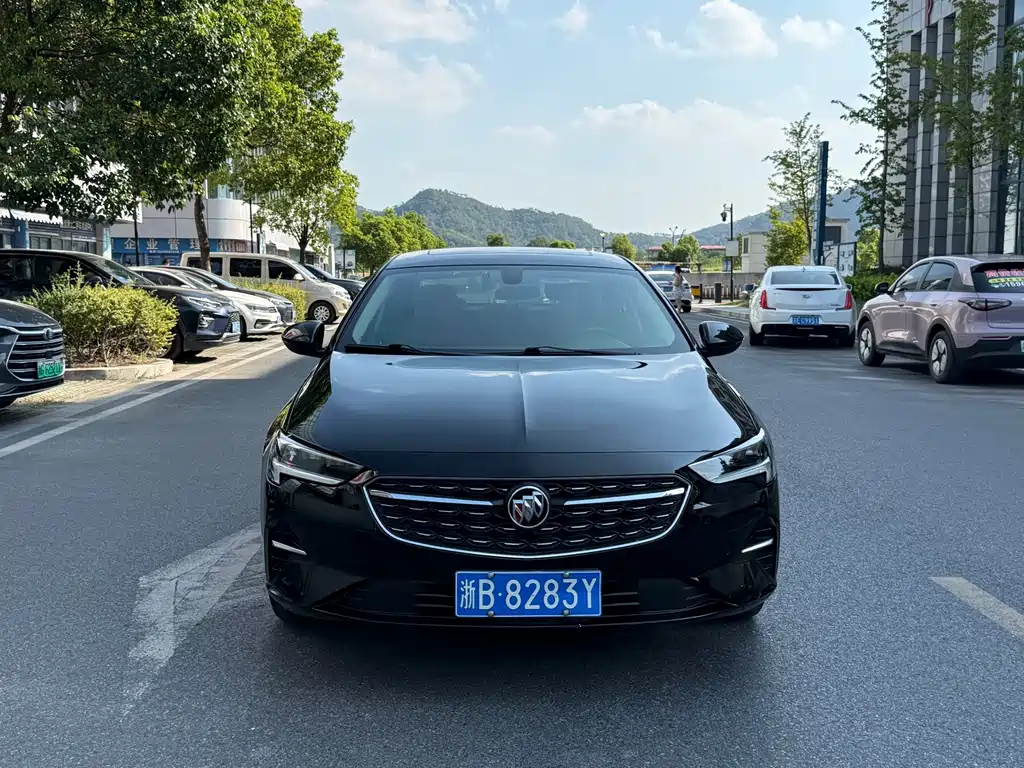 Buick Regal — миниатюра 2