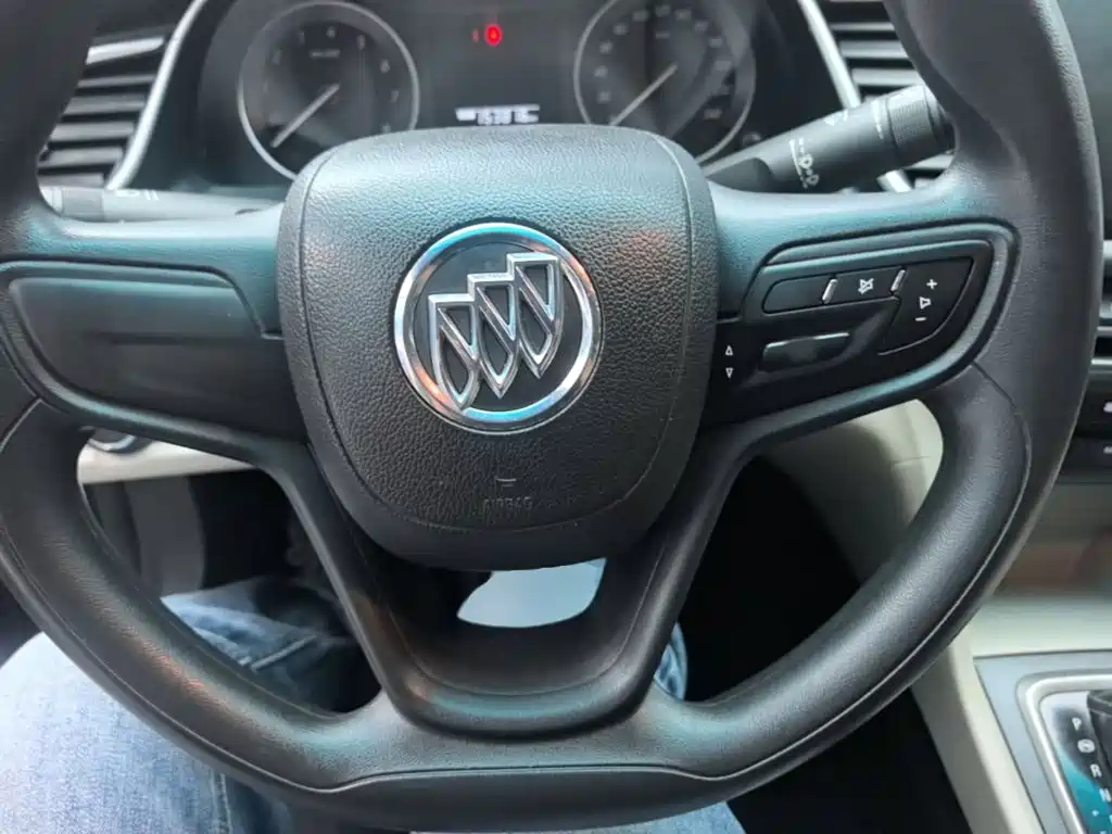Buick Excelle — миниатюра 11