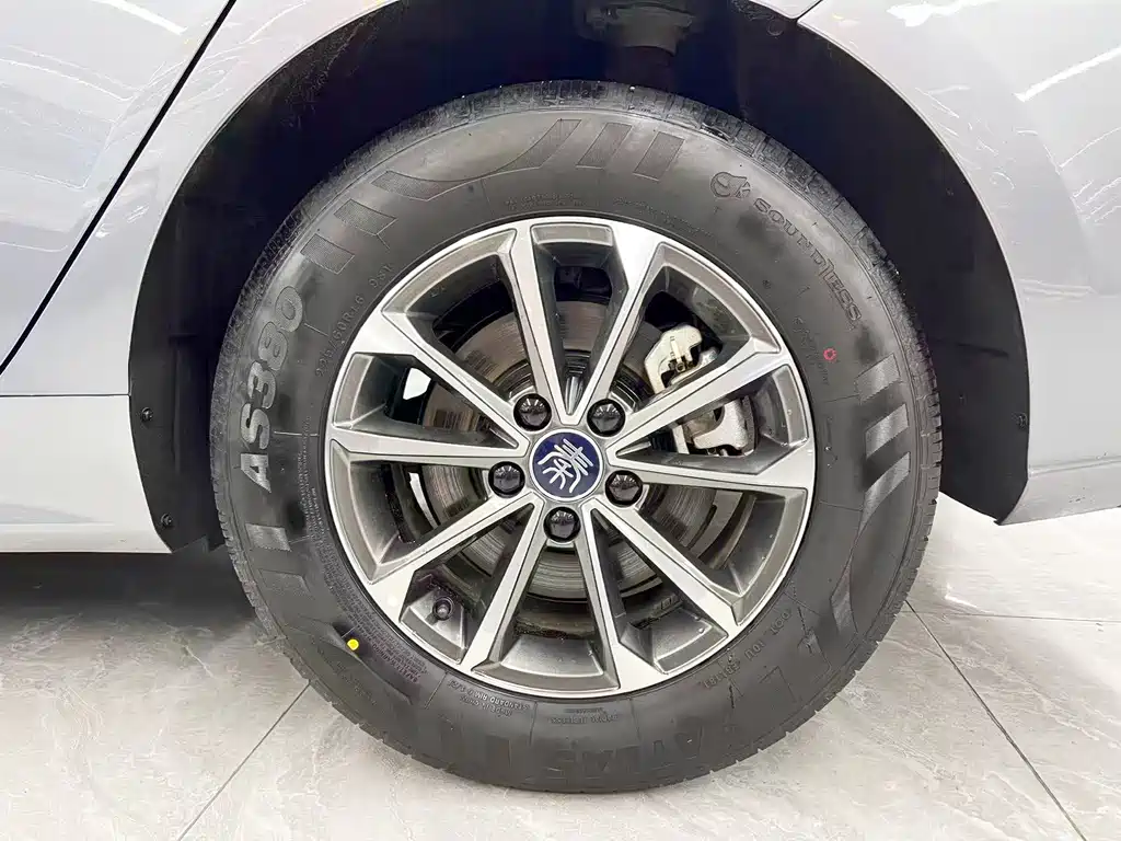 BYD Qin PLUS — миниатюра 21