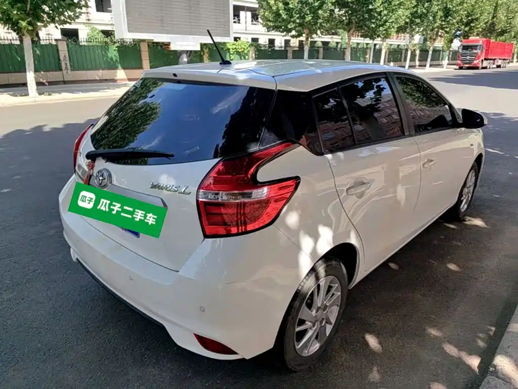 Toyota Yaris L — миниатюра 7