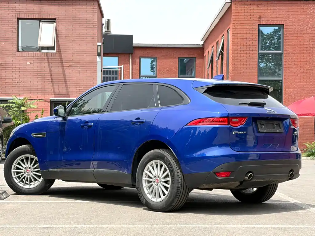 Jaguar F-Pace 2018 2.0T Premium