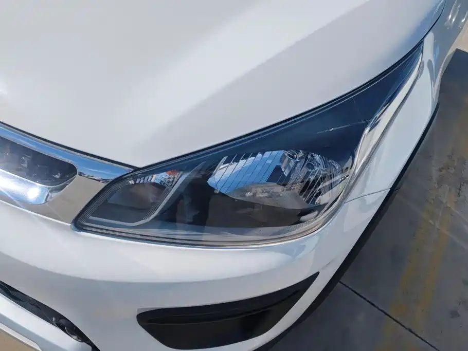 Kia KX Cross — миниатюра 5