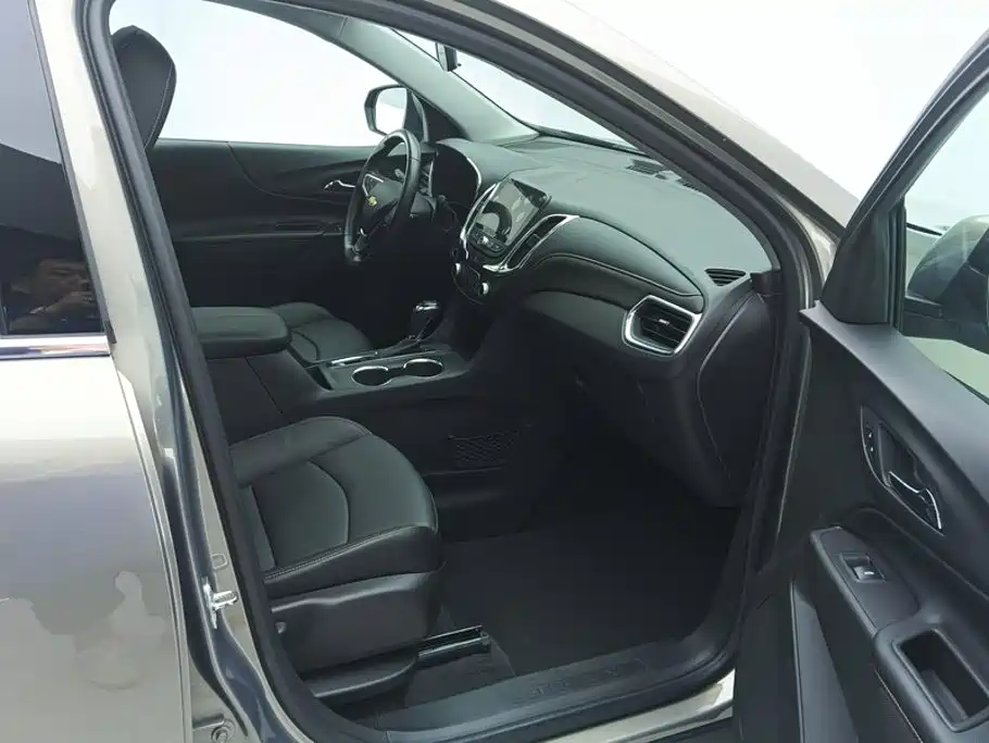 Chevrolet Equinox — миниатюра 8