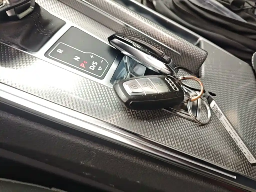 Audi A6L — миниатюра 9