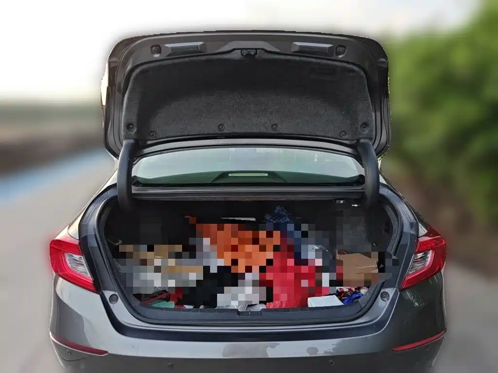 Honda Accord — миниатюра 10