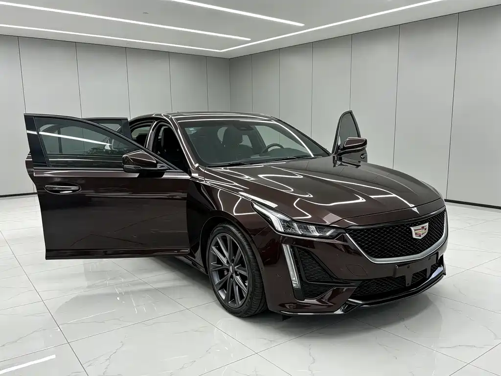 Cadillac CT5 — миниатюра 6