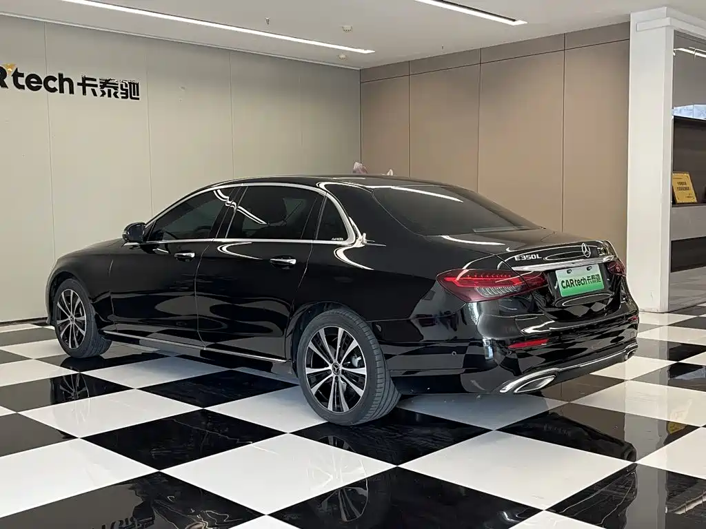 Mercedes-Benz E-Class New Energy — миниатюра 7