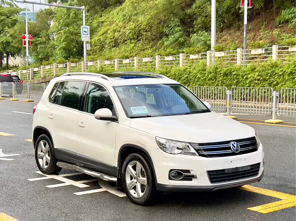 Volkswagen Tiguan 2012 1.8TSI AT
