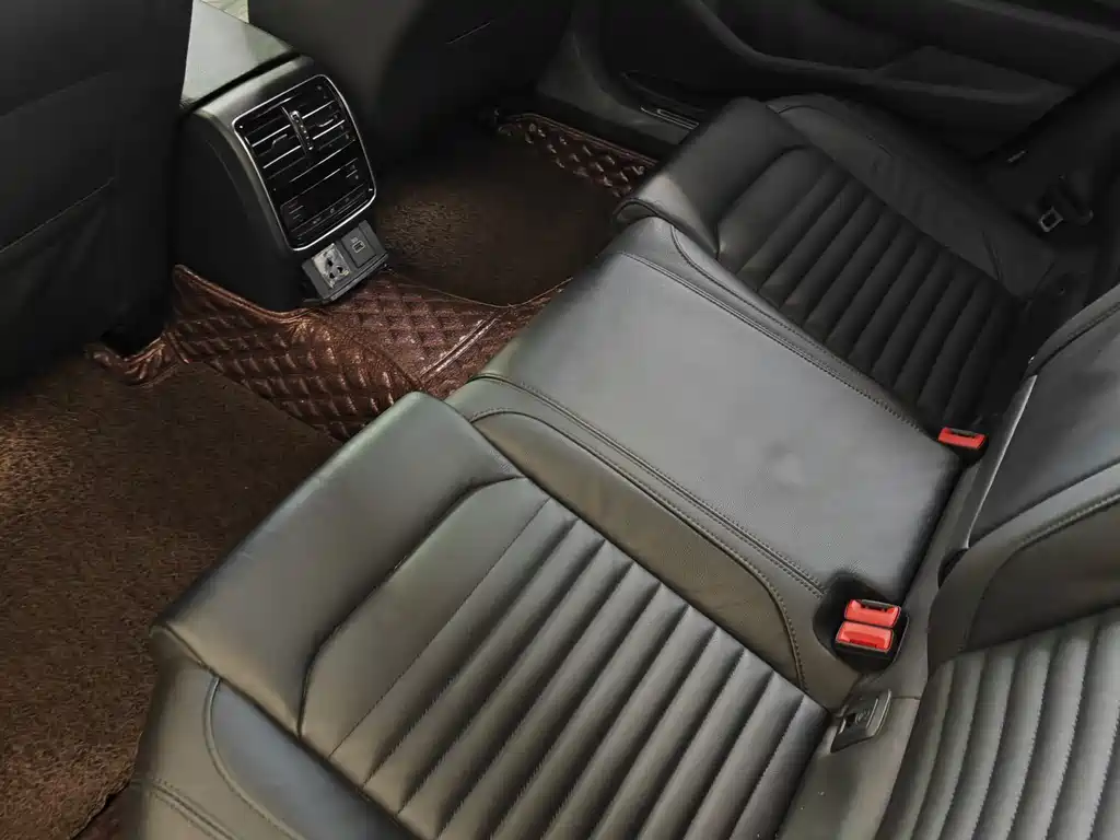 Volkswagen Magotan — миниатюра 6