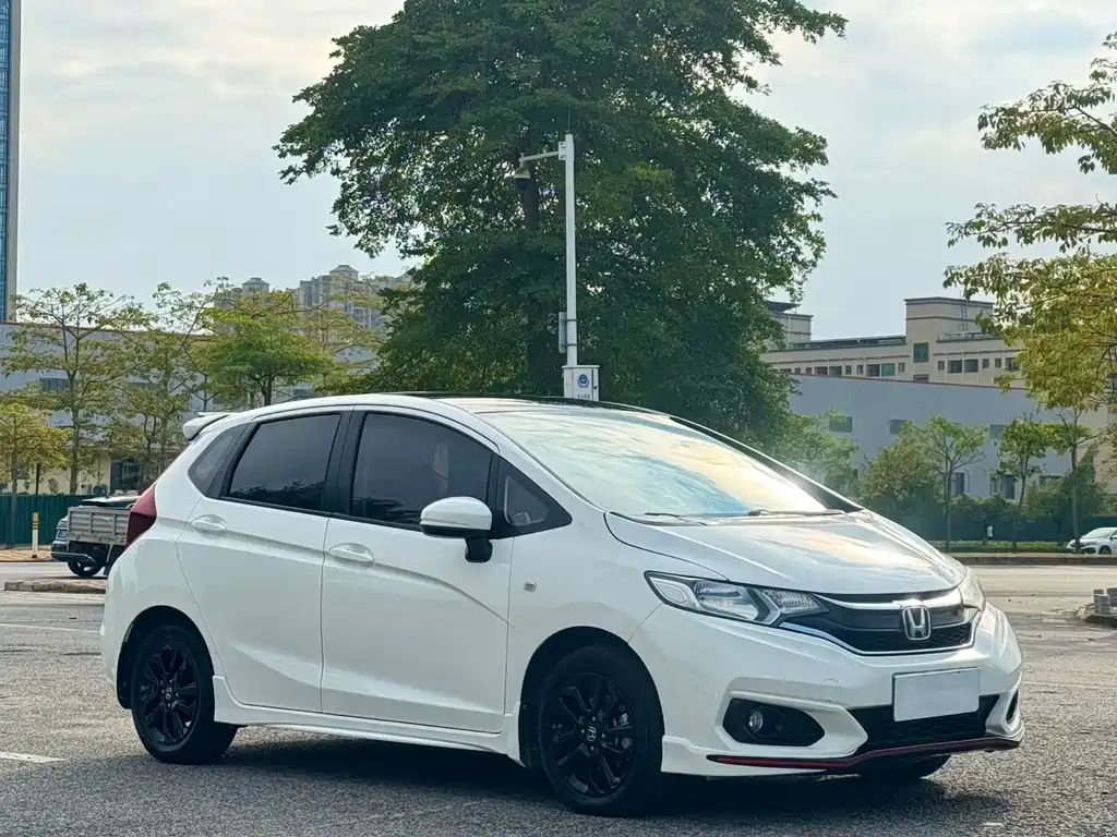 Honda Fit — миниатюра 3
