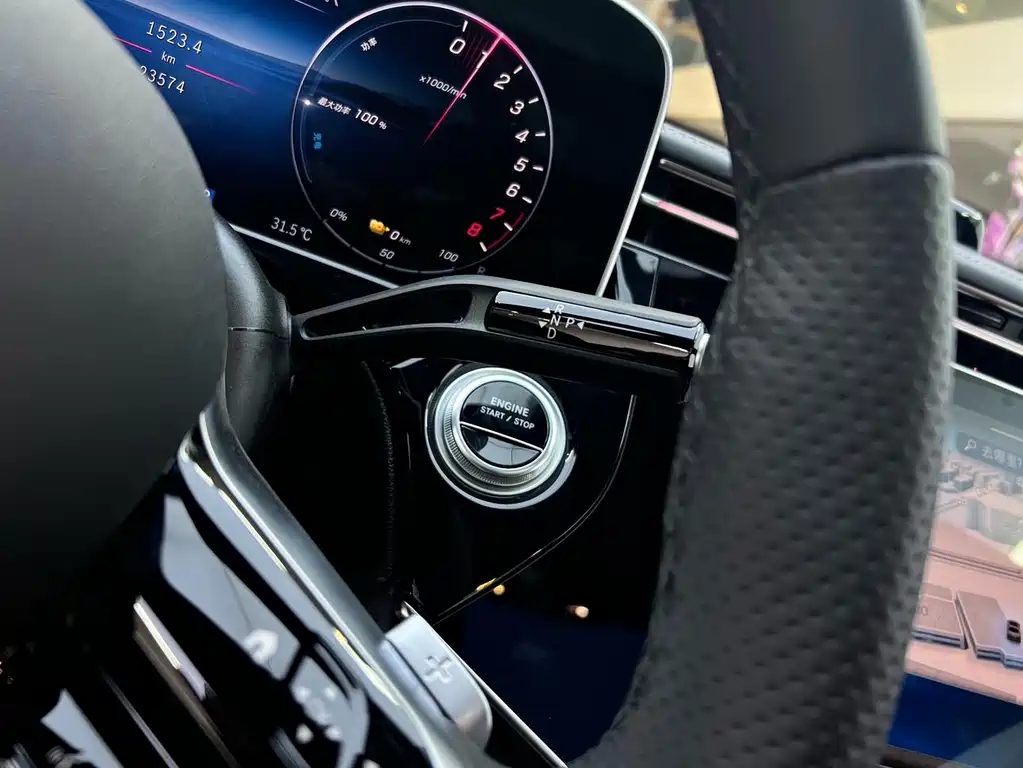 Mercedes-Benz E-Class New Energy — миниатюра 16
