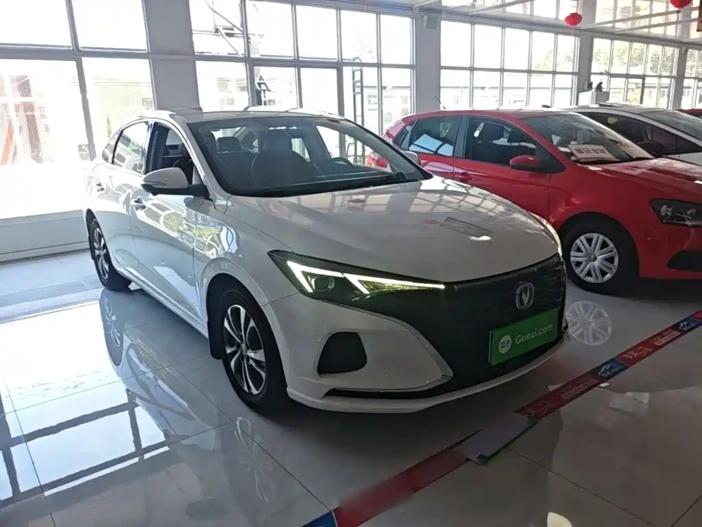 Changan Eado — миниатюра 4