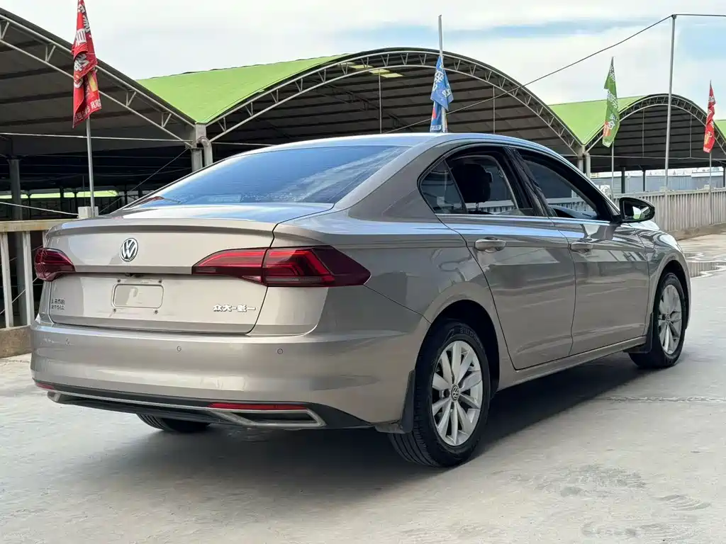 Volkswagen Bora — миниатюра 6
