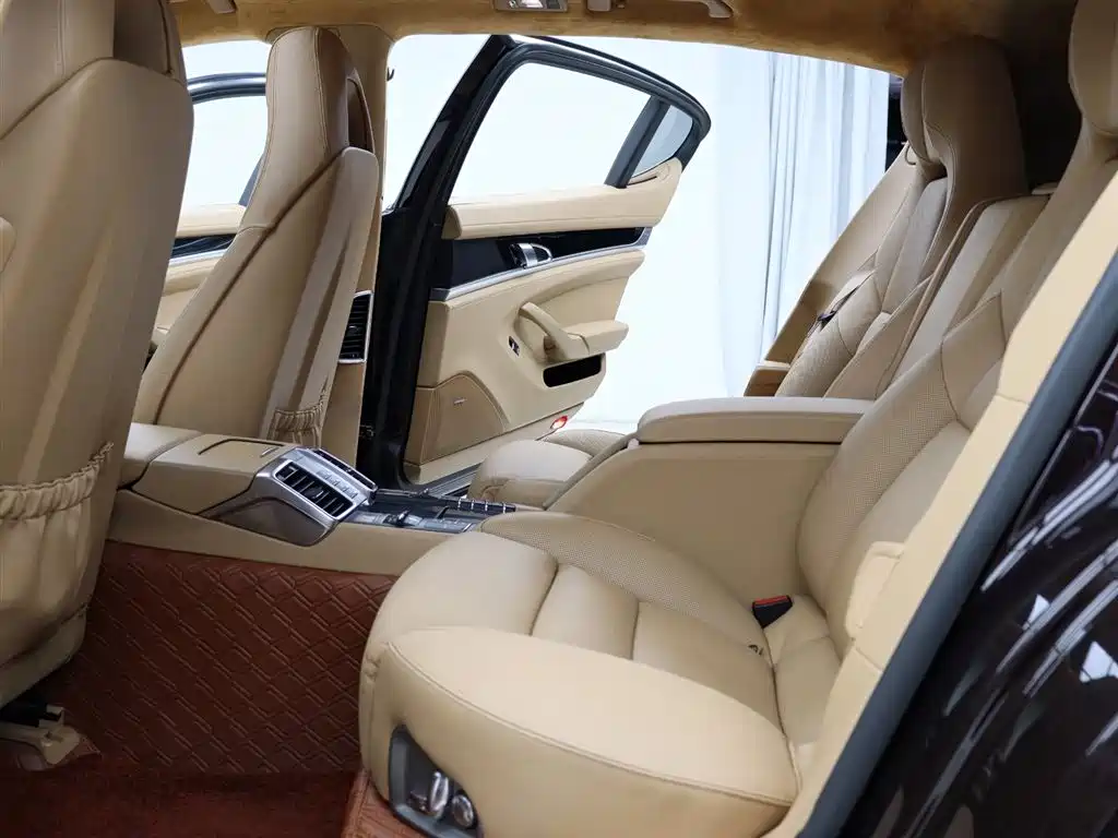 Porsche Panamera 2014 Panamera 4 Executive 3.0T
