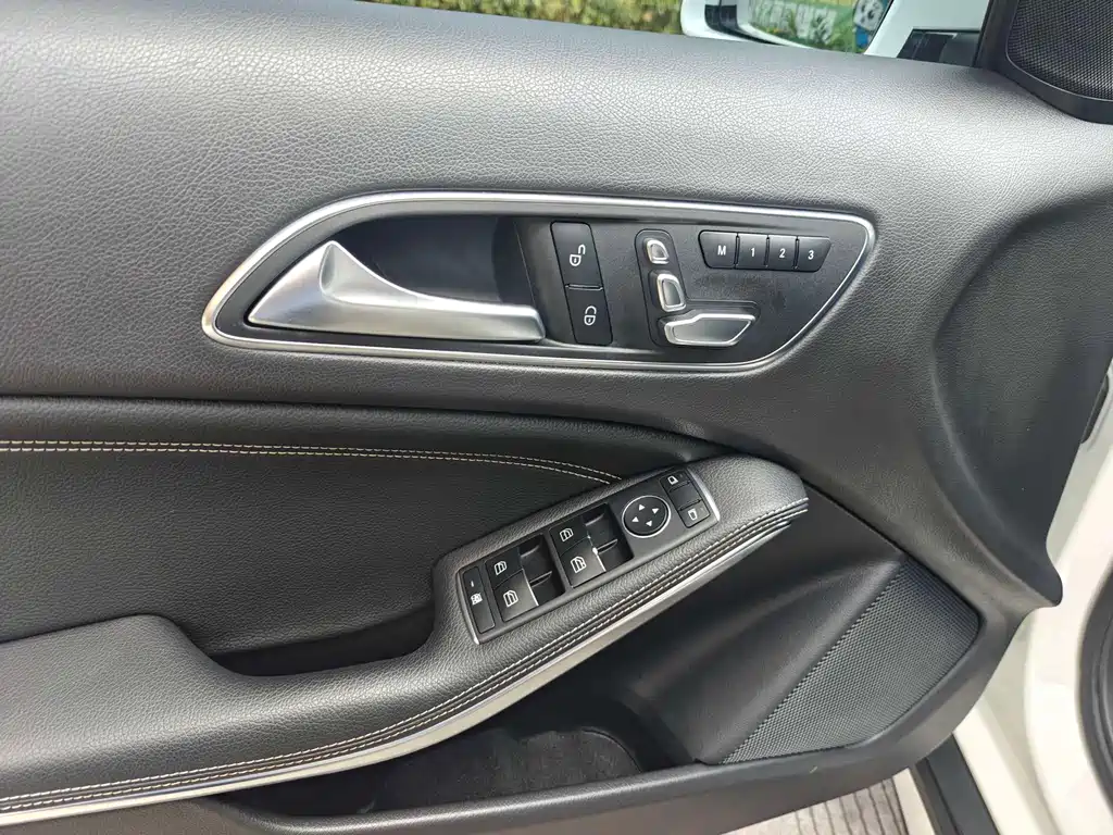 Mercedes-Benz GLA 2018 GLA 200