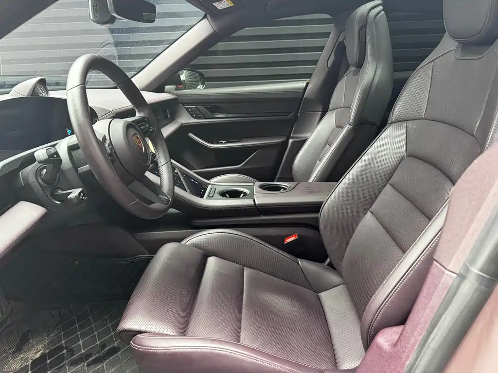 Porsche Taycan 2022 Taycan