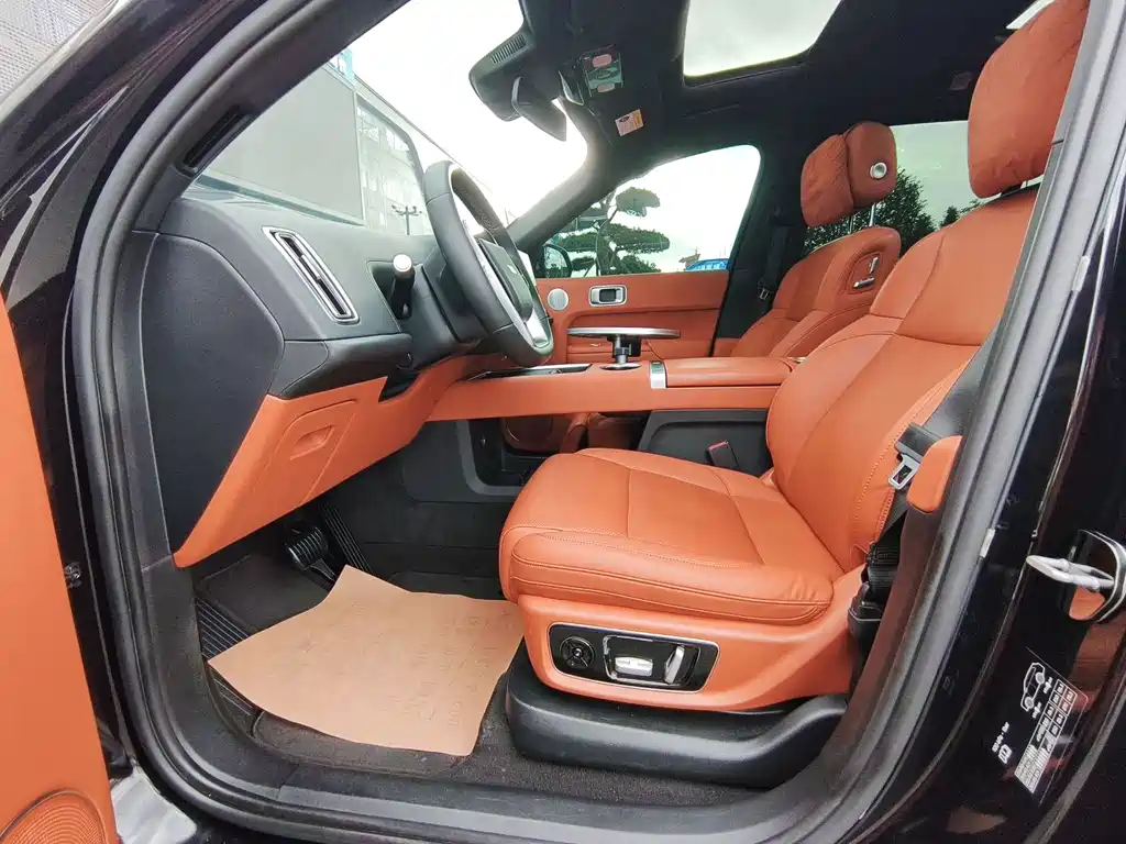 Li Auto Li L8 — миниатюра 4