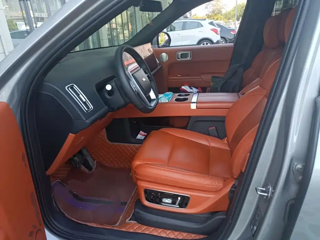 Li Auto Li L8 — миниатюра 15