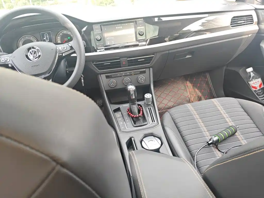 Volkswagen Lavida — миниатюра 13