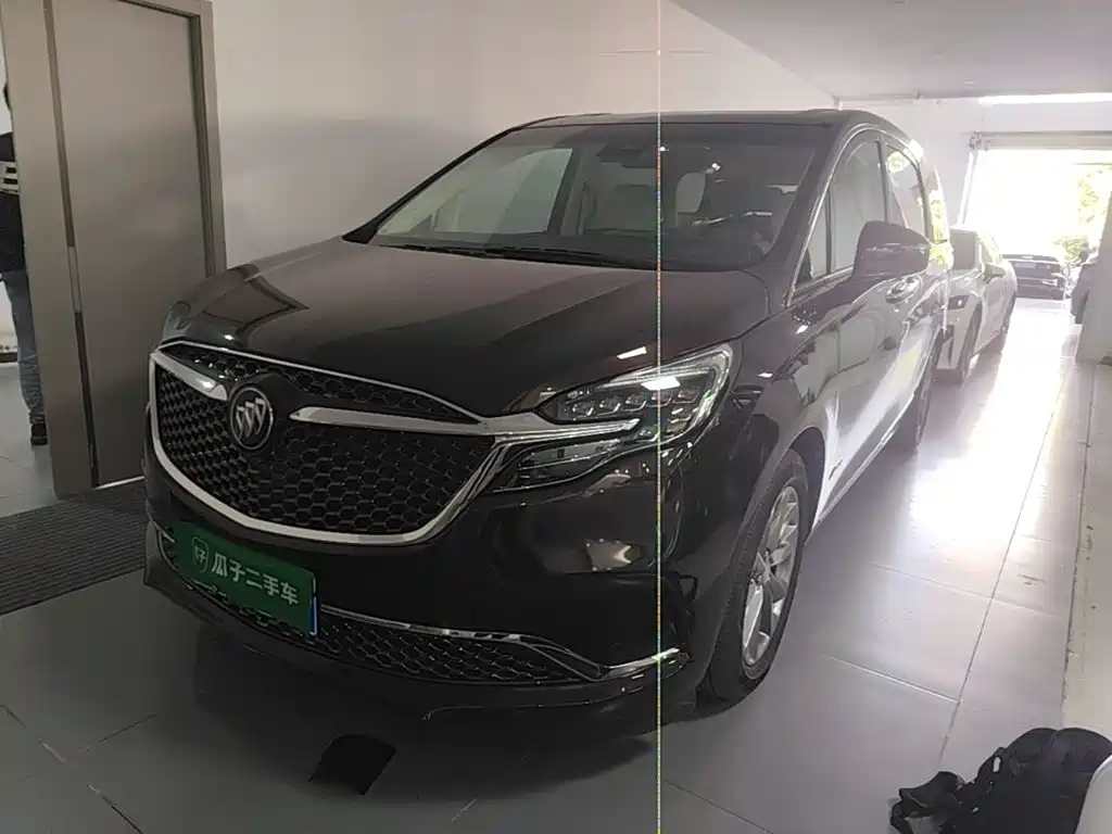 Buick GL8 — миниатюра 2
