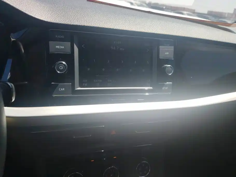 Volkswagen Lavida — миниатюра 13