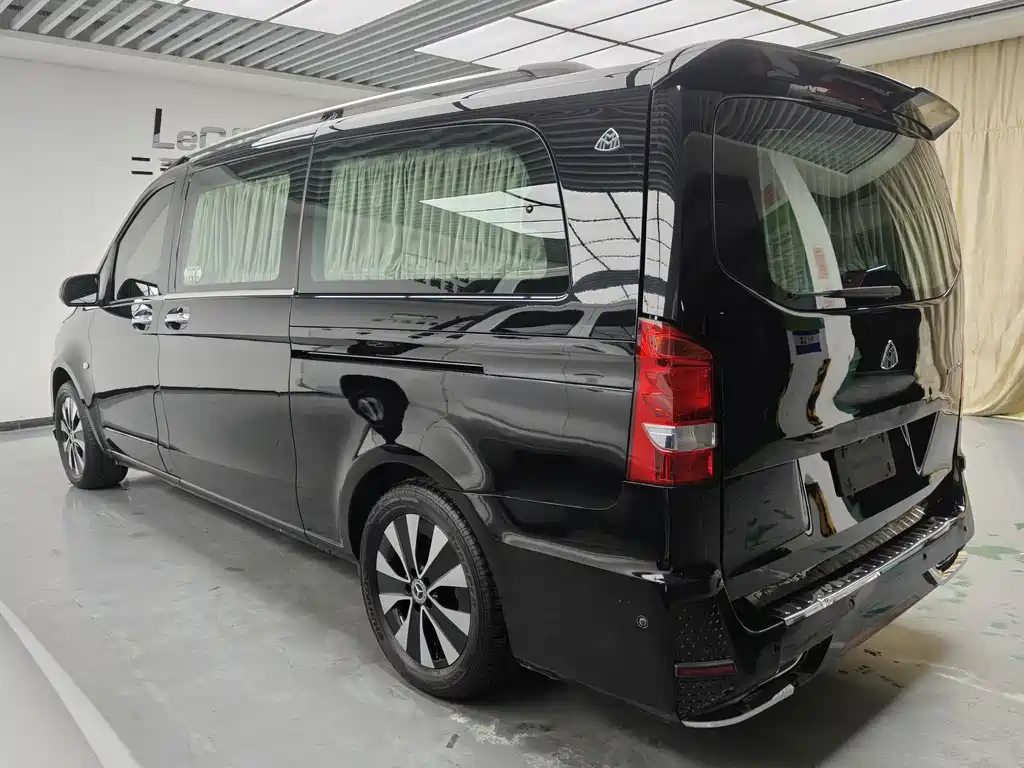 Mercedes-Benz Vito — миниатюра 6