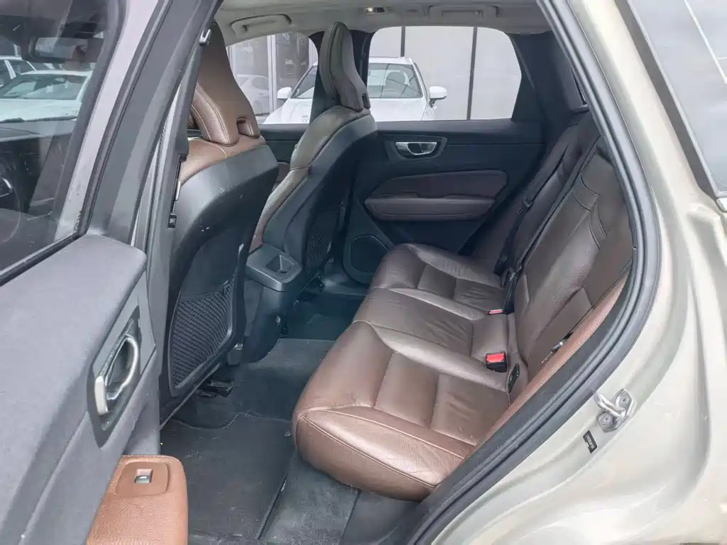 Volvo XC60 2020 T5 Luxury