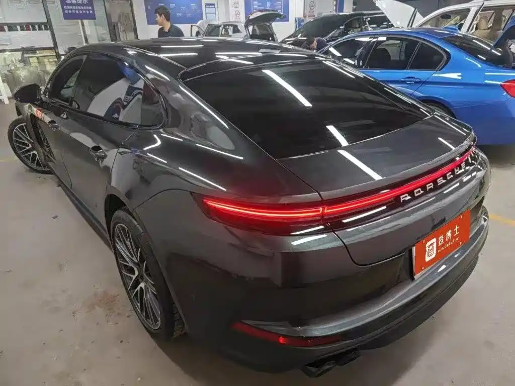 Porsche Panamera — миниатюра 6