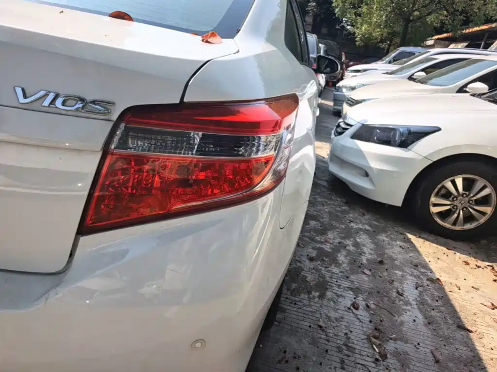 Toyota Vios — миниатюра 8
