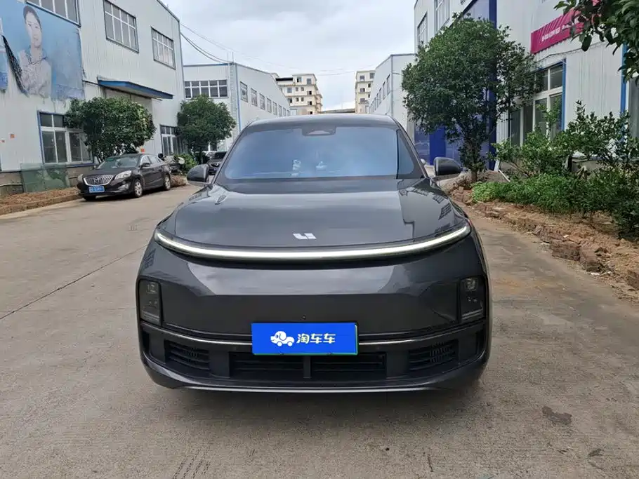 Li Auto Li L8 — миниатюра 2