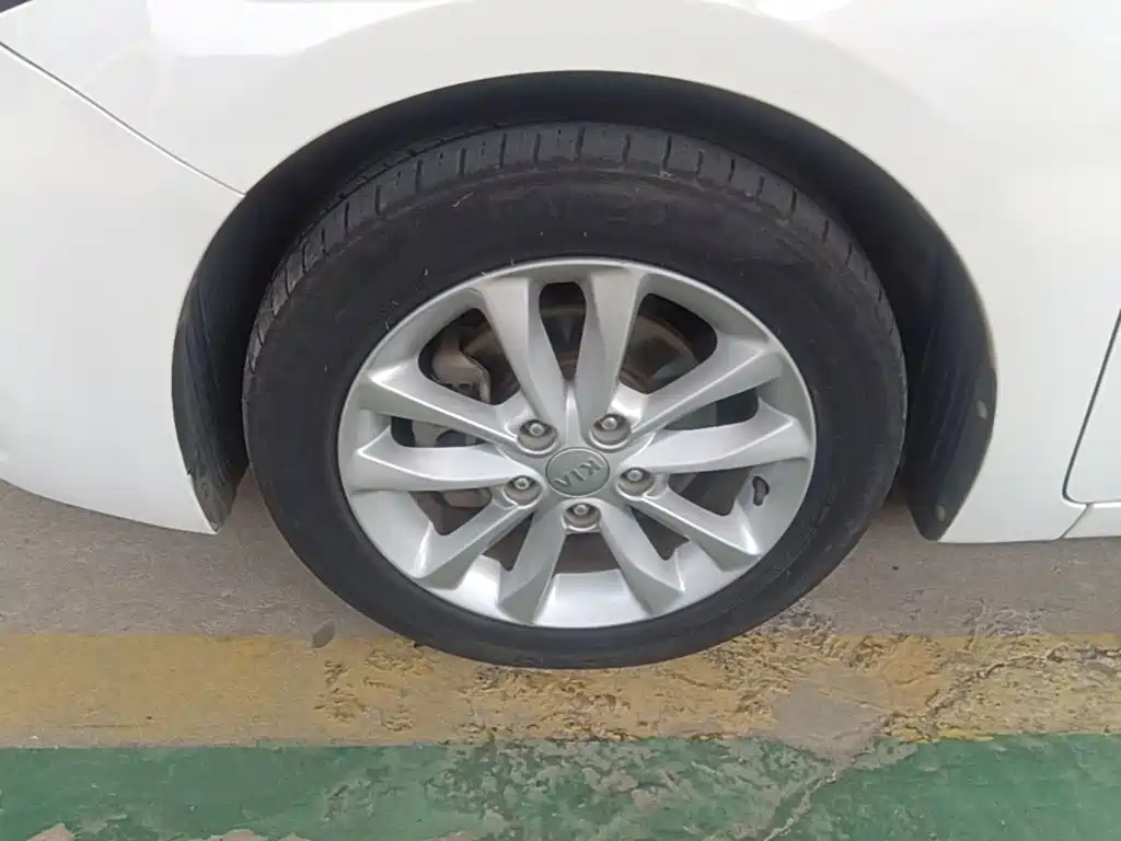 Kia K3 — миниатюра 23