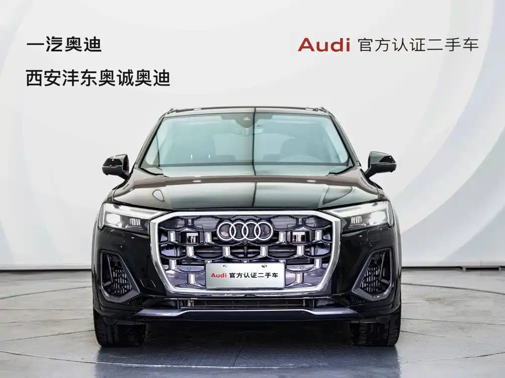 Audi Q7 2024 55 TFSI quattro S line Sport