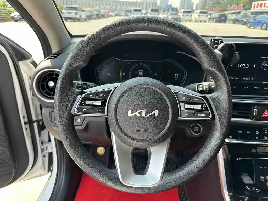 Kia K3 — миниатюра 13